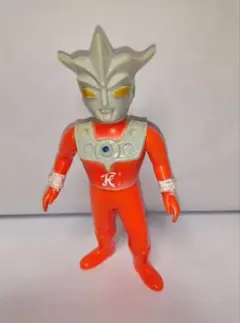 ブルマァク 帰りマン ミニソフビ　当時物　リペイント品？　詳細不明　値下げ大歓迎 ブルマァク 帰りマン ミニソフビ 当時物 リペイント品？ 詳細不明