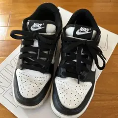 NIKEスニーカーダンクパンダ22.5