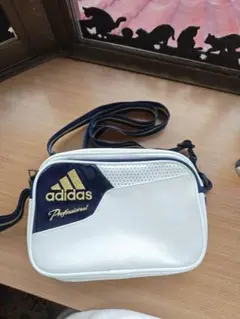 Item thumbnail for item d38f6de3-d1f2-4af4-87dd-fadcd0ea6675