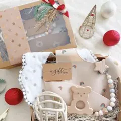 クリスマスボックス 7点 選べる出産祝い♡/歯固めホルダー/オーボール