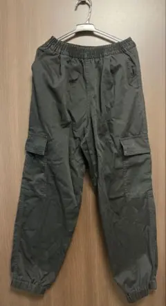 ブラック カーゴパンツ ゴムウエスト