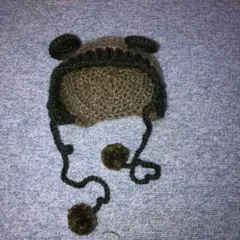 手編み ベビー用耳付き帽子 ポンポン付き