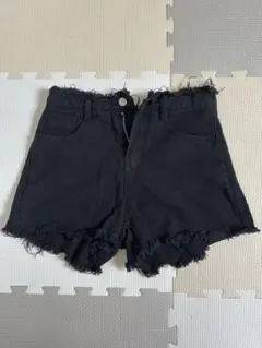 M デニム ショートパンツ 黒 フリンジ ダメージ 夏 コーデ 韓国ファッション