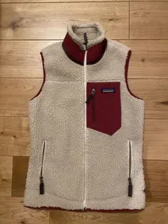 patagonia フリースベスト XS クリーム/バーガンディ