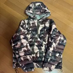 新品未使用 SOURCREAM カモフラージュ フード付きダウンジャケット