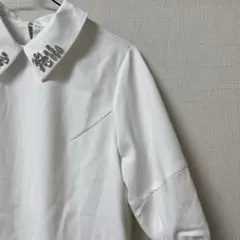 Pierrot 襟ビジュー付き ホワイトブラウス 半袖のサムネイル