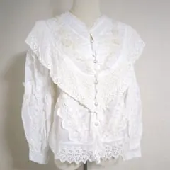 未使用タグ付✨ びーどろぽえむ　カットワークレースチュニック　花モチーフ　M〜L 未使用タグ付✨ びーどろぽえむ カットワークレースチュニック