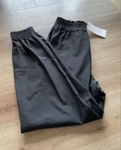 新品！★ZARA パンツ★レデイース★XS 黒★