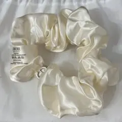 Dior ノベルティシュシュ　ホワイト