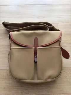 Brady STOURのサムネイル