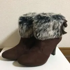リボン付きファーショートブーツ 茶色