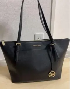 MICHAEL KORS トートバッグ ロゴチャーム付きA4対応