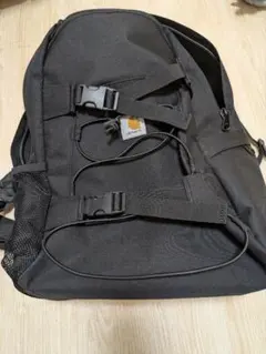 【美品】carhartt リュックのサムネイル