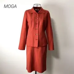 MOGA モガ　レディーススーツ　上下　スカートスーツ　オレンジ系　ママスーツのサムネイル