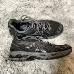 美品　人気　asics gel kayano14 23cm