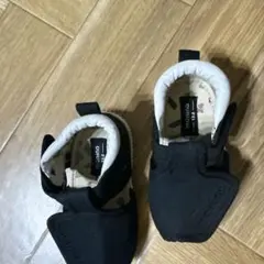 新品未使用 maninaマニーナ ベビーサンダル 13cm ブラック バースデイ