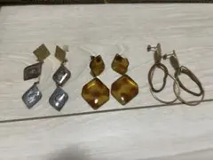 Item thumbnail for item 23296349-fa6b-43bf-a833-051a7cebe4db