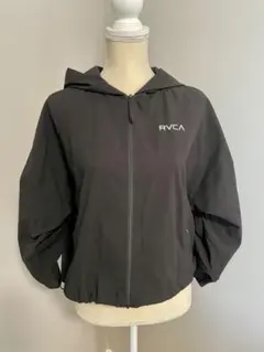 RVCA ルーカ フード付きジャケット黒 Sサイズ
