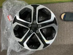 ホンダ ヴェゼル RS 純正 アルミホイール 新車外し 中古 18インチ 1本