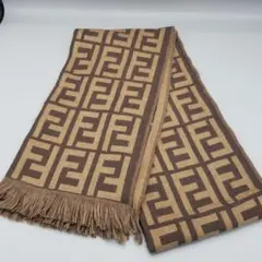 FENDI ロゴ刺繍 バスタオル ベージュ FENDI ロゴ刺繍 バスタオル ベージュ ラグジュアリーな