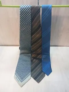 ネクタイ3本 まとめ ピエールカルダンなど他ブランド