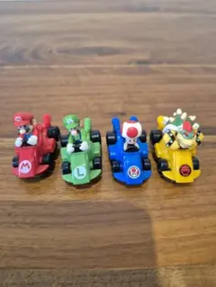 マリオカート　レーシングデラックス　ミニカー　カートフィギア　4台