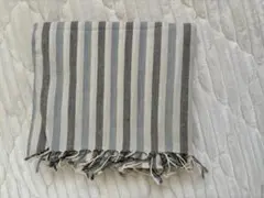 ストライプ柄フリンジ付きストール