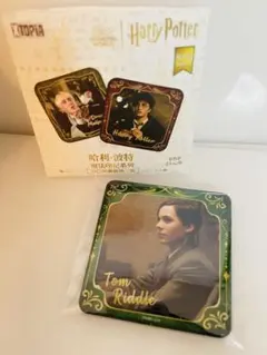 新品　ハリーポッター スクエア　映画　缶バッジ　トム・リドル