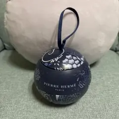 ピエール・エルメ・パリクリスマスお菓子空缶