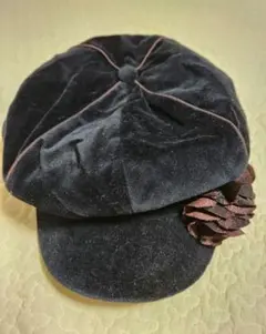 ブラック ベルベット キャスケット 花モチーフ