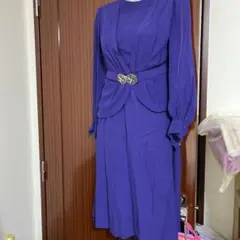 落ち着いたロイヤルブルーワンピース　オールシーズン　シルエット綺麗　レトロ