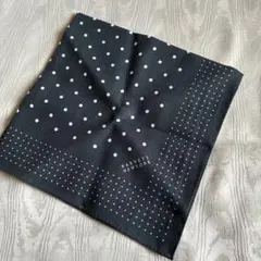 BARNEYS NEWYORK ドット　水玉ハンカチのサムネイル