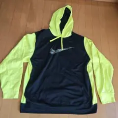 Nike フード付きパーカー Lサイズ 黒/蛍光イエロー