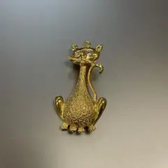 猫の形 ゴールドブローチ