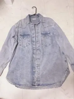 ライトブルーデニムボタンアップシャツ メンズ