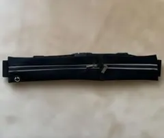 ランニングポーチ　ウエストポーチ　黒