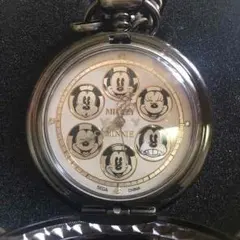 ウォルトディズニー　懐中時計　レトロ　レア　ディズニー　ミッキー　ミニー　汽車 ウォルトディズニー 懐中時計 レトロ レア ディズニー ミッキー