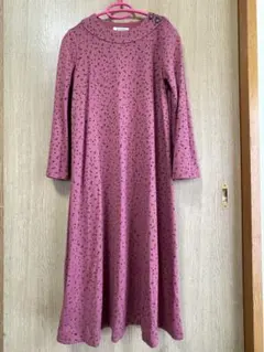 美品❣️ホコモモラ❣️レトロピンク色❣️ドットワンピース❣️