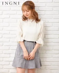 新品 タグ付き INGNI 裾切替チェック柄フレア／スカート