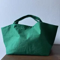 ハンドメイド★トートバッグ　グリーン✖️ホワイトのサムネイル
