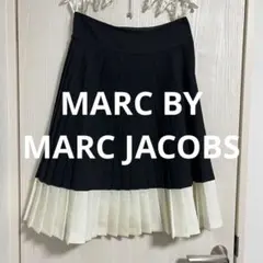 【訳あり・MARC BY MARC JACOBS】バイカラー プリーツスカートのサムネイル