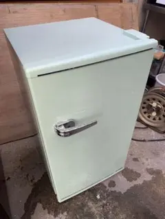 アメリカンレトロ冷蔵庫 ミントグリーン PRR-082D-LG 81L 2023 - メルカリ