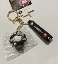 大阪・関西万博　サンリオ　黒ミャクミャク　ハローキティ黒　キーホルダー