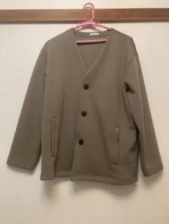 オリーブ色 ボタン付きカーディガン Sサイズ