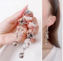 795 シルバーフープ ピアス イヤリング クリアアイスキューブ ボール