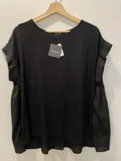 花*ぎ様 INGEBORG 黒 半袖トップス