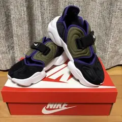 NIKE アクアリフト スニーカー