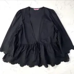 プープレ peu pres すみれ刺繍ブラウス ペプラム 刺繍 ピンタック F