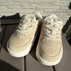 Item thumbnail for item 39e34292-0a46-44f8-8d8b-f4e9c5824412