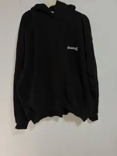 やりらふぃー パーカー